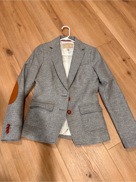 Banana Republic Jackets & Blazers - Banana Republic Gray Tweed Blazer with Brown Elbow Patches
